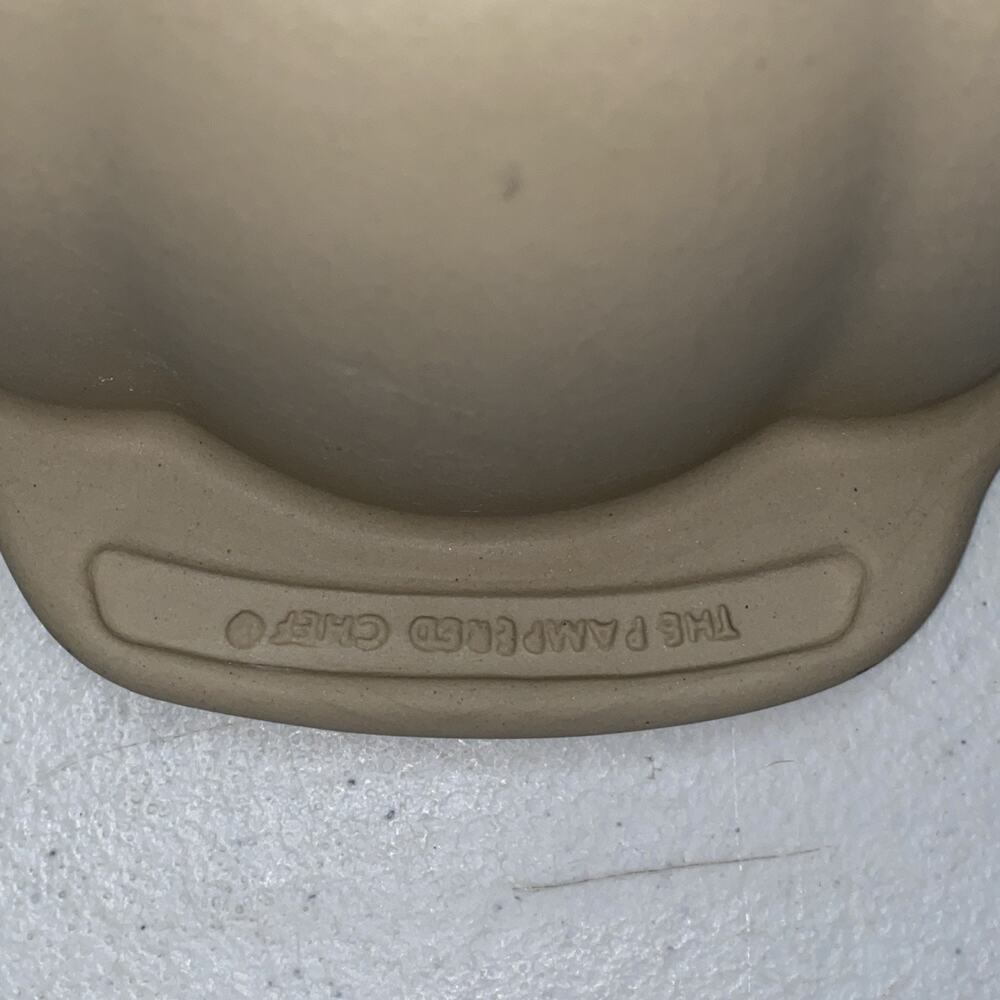 Pampered Chef Family Heritage Fluted Bundt Cake Stoneware Pan Full Size 10" USA - Picture 5 of 9